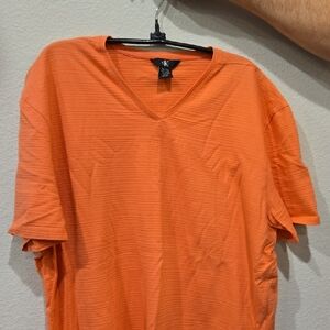 CALVIN KLEIN Melon-color V-Neck Shirt / so soft